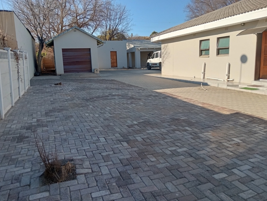 4 Bedroom Property for Sale in Bayswater Free State